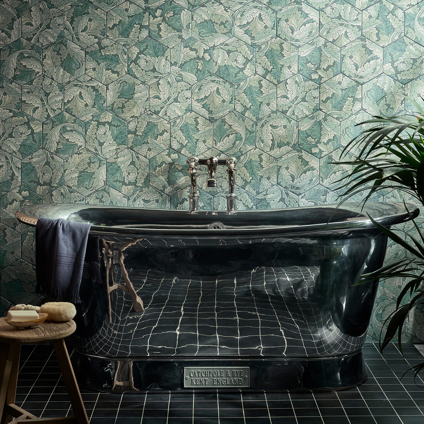 Folly Porcelain - Moss Matt