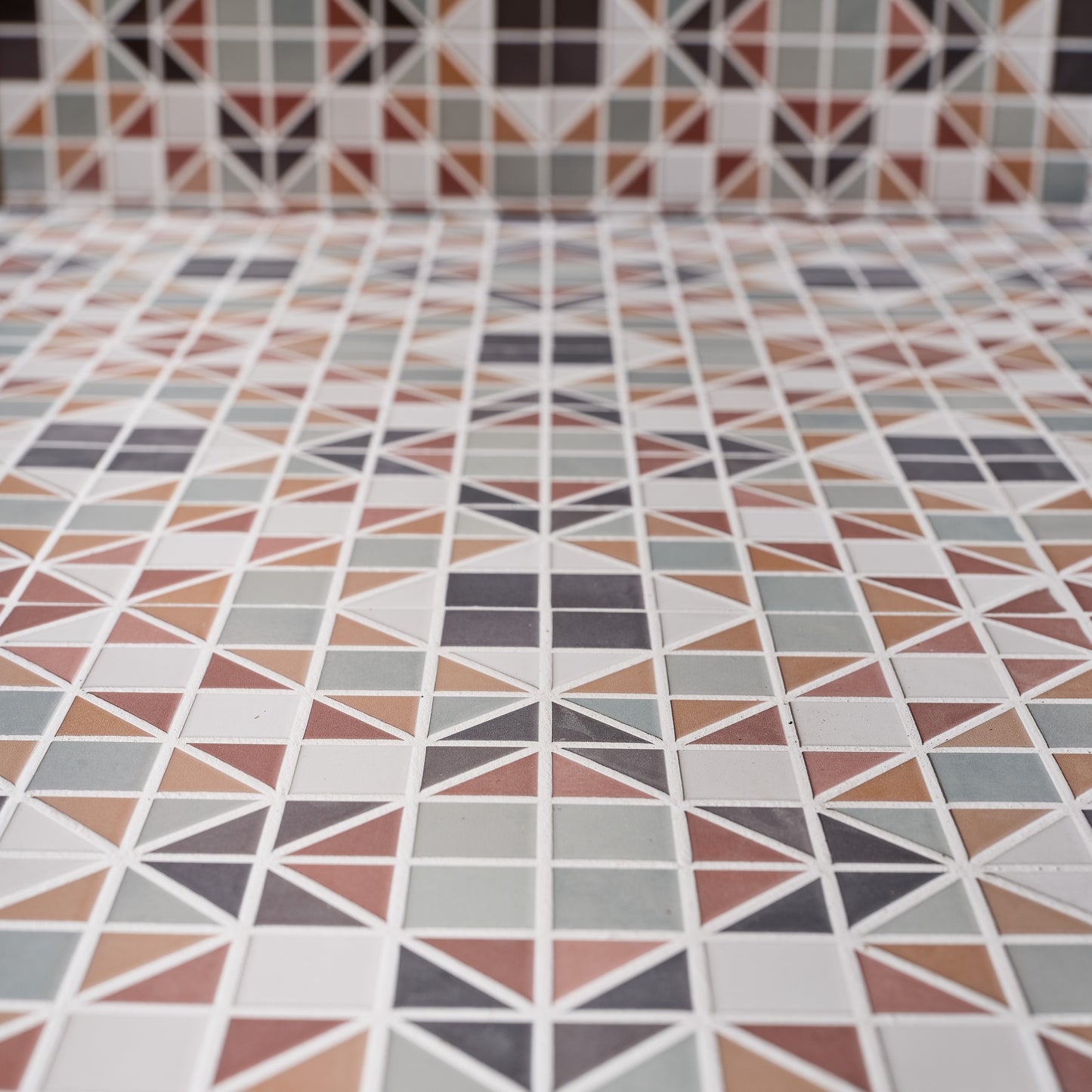 Pavilion - Russet Red