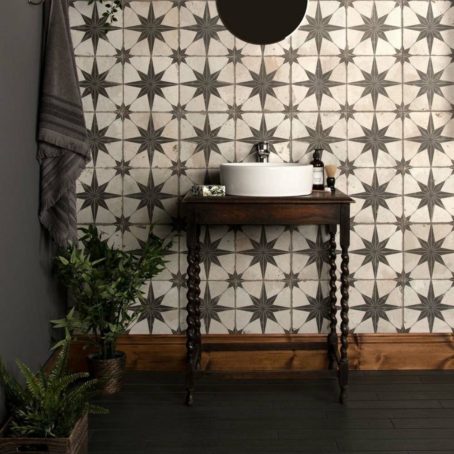 Vintage Moroccan Star Black