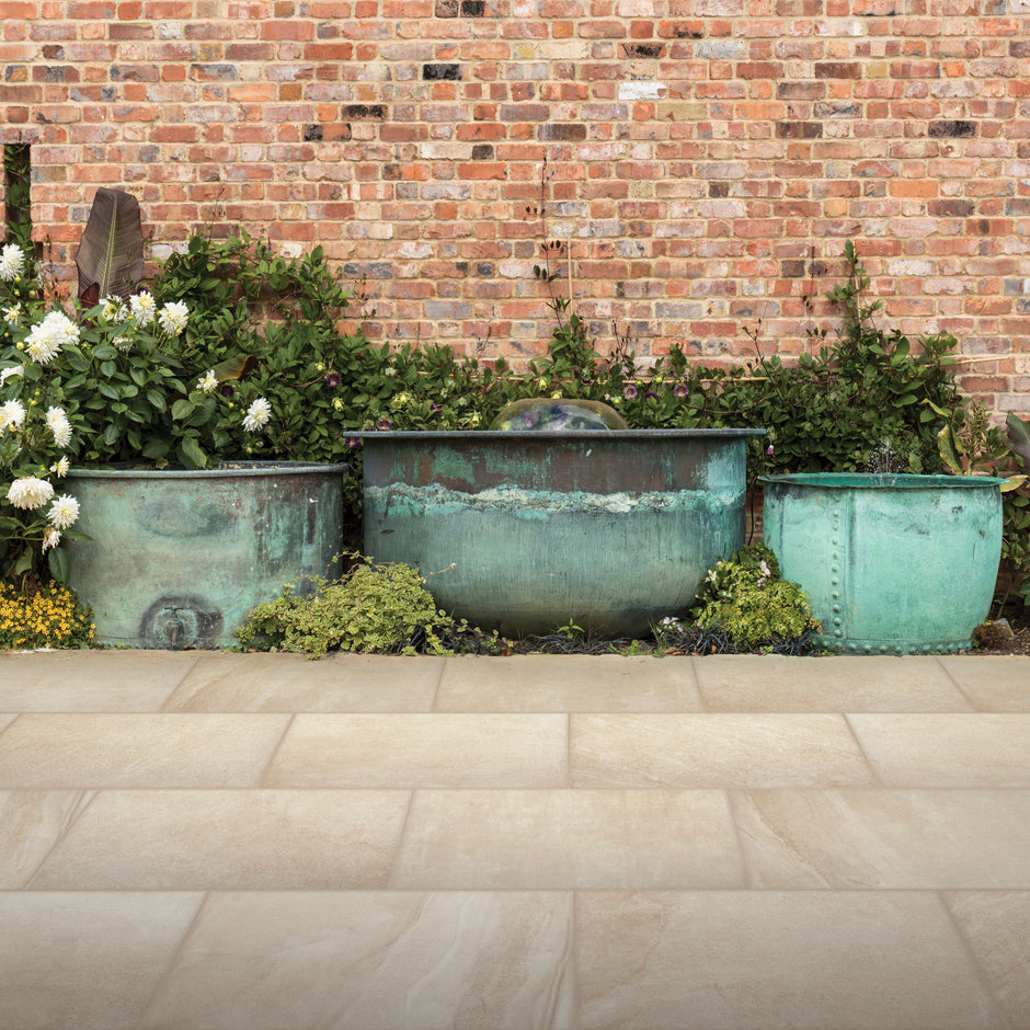 Flow tiles from home to garden