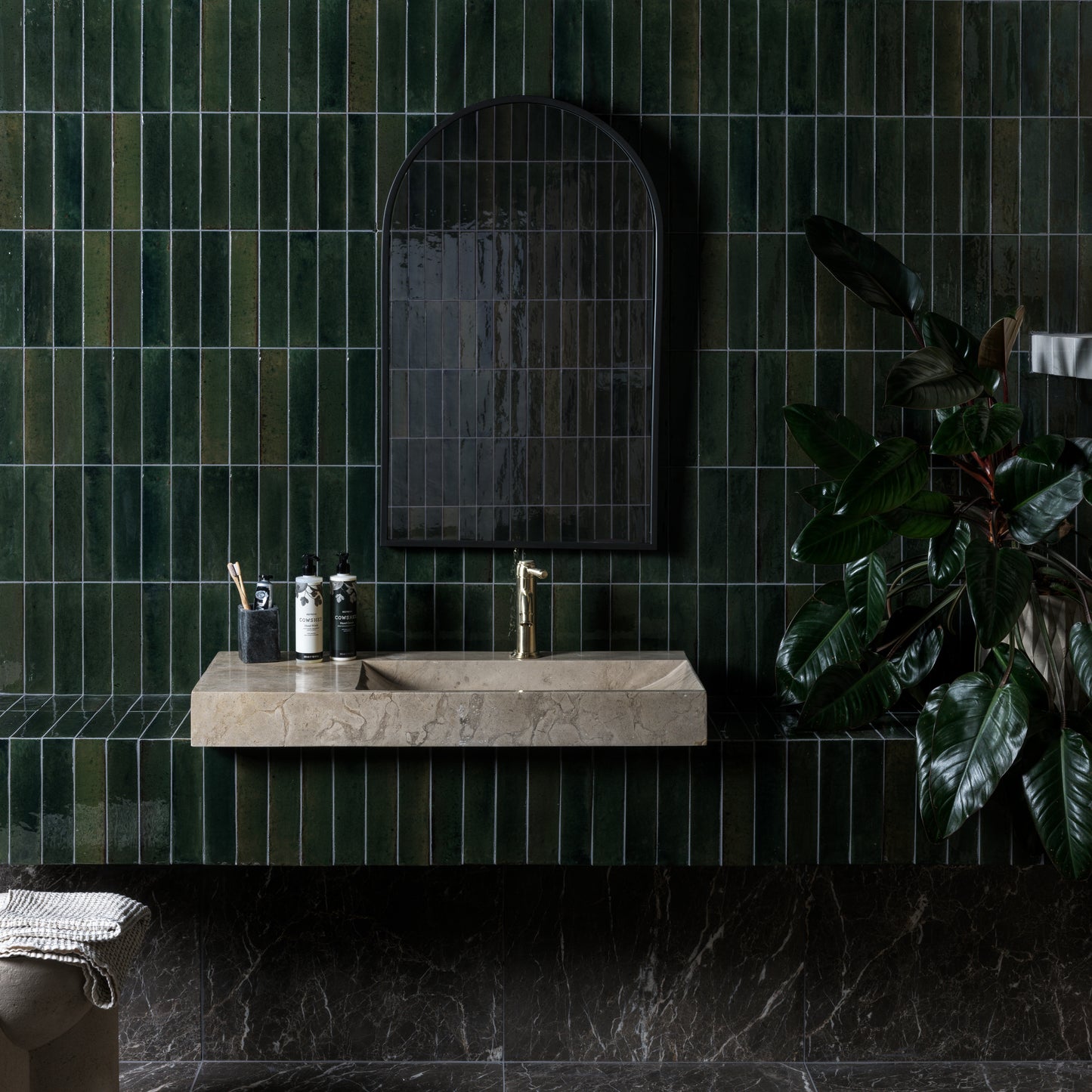 Foundry Novo Alligator Green