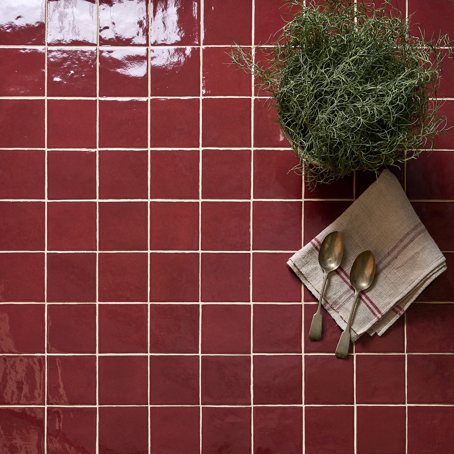 Maroc Ceramic Bordeaux