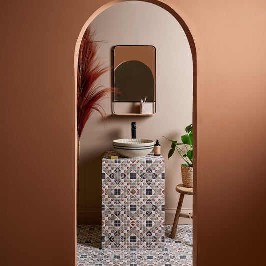 Pavilion - Russet Red
