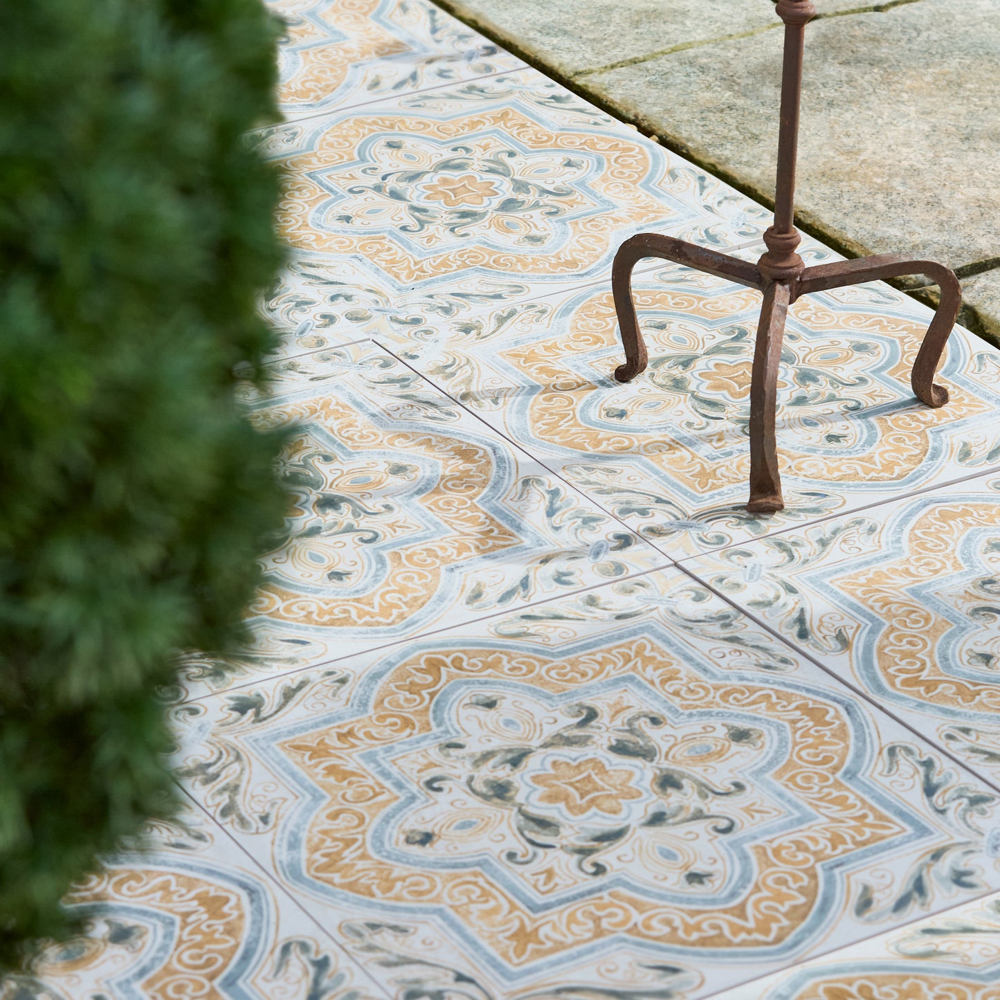 Tapestry Arabic - 20mm Paving